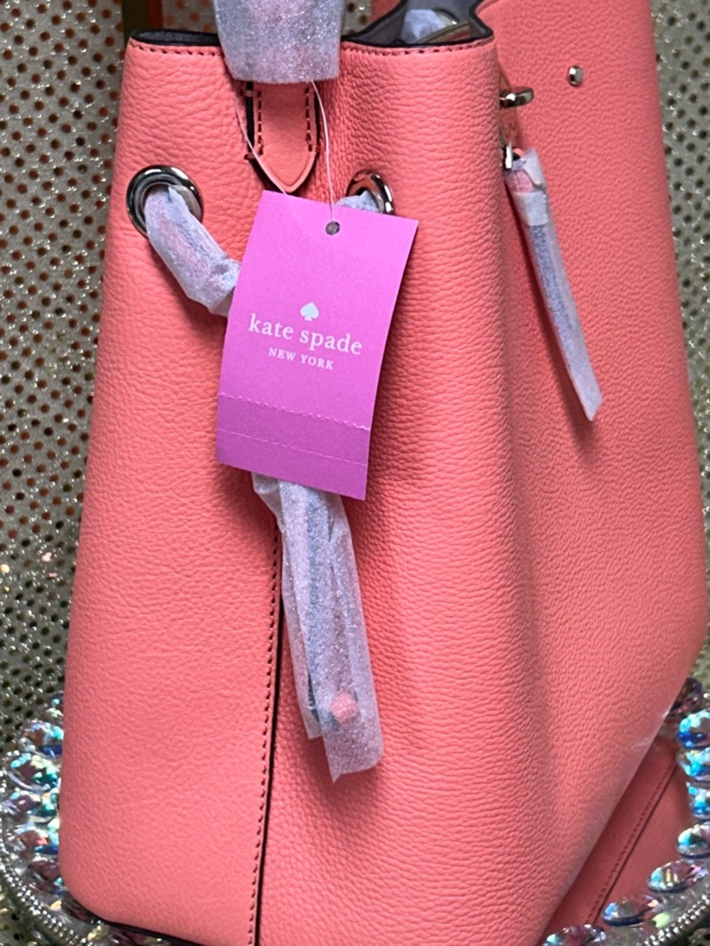 kate spade Coral Pink Pebbled Leather Shoulder Bag Approx. 9 x 10.5 x 6 - Picture 4 of 14